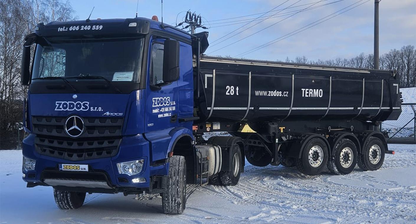 Tahač a návěs Schmitz Thermo 28t Tahač a návěs Schmitz Thermo 28t