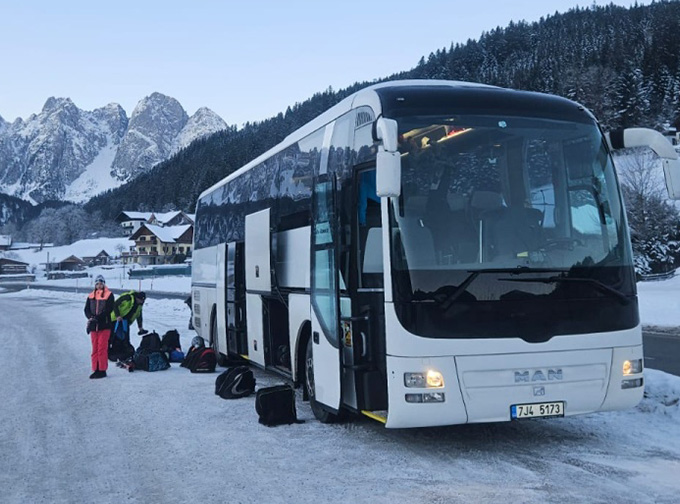 Služba - Autobusová doprava